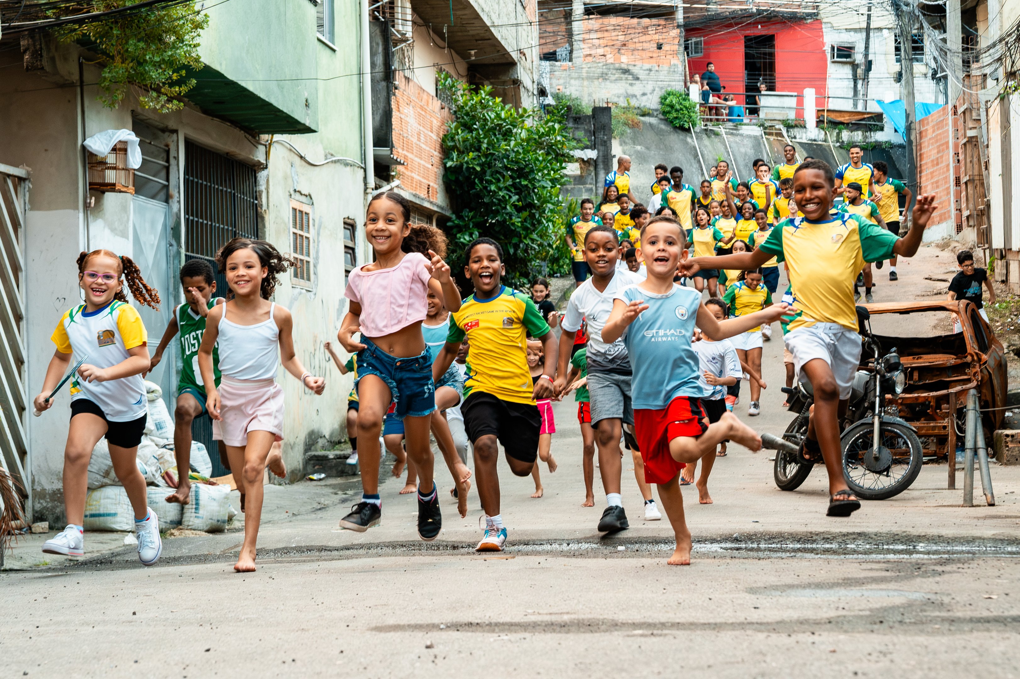 Fundação Decathlon conecta esporte e longevidade com mais de 30 projetos sociais no Brasil
