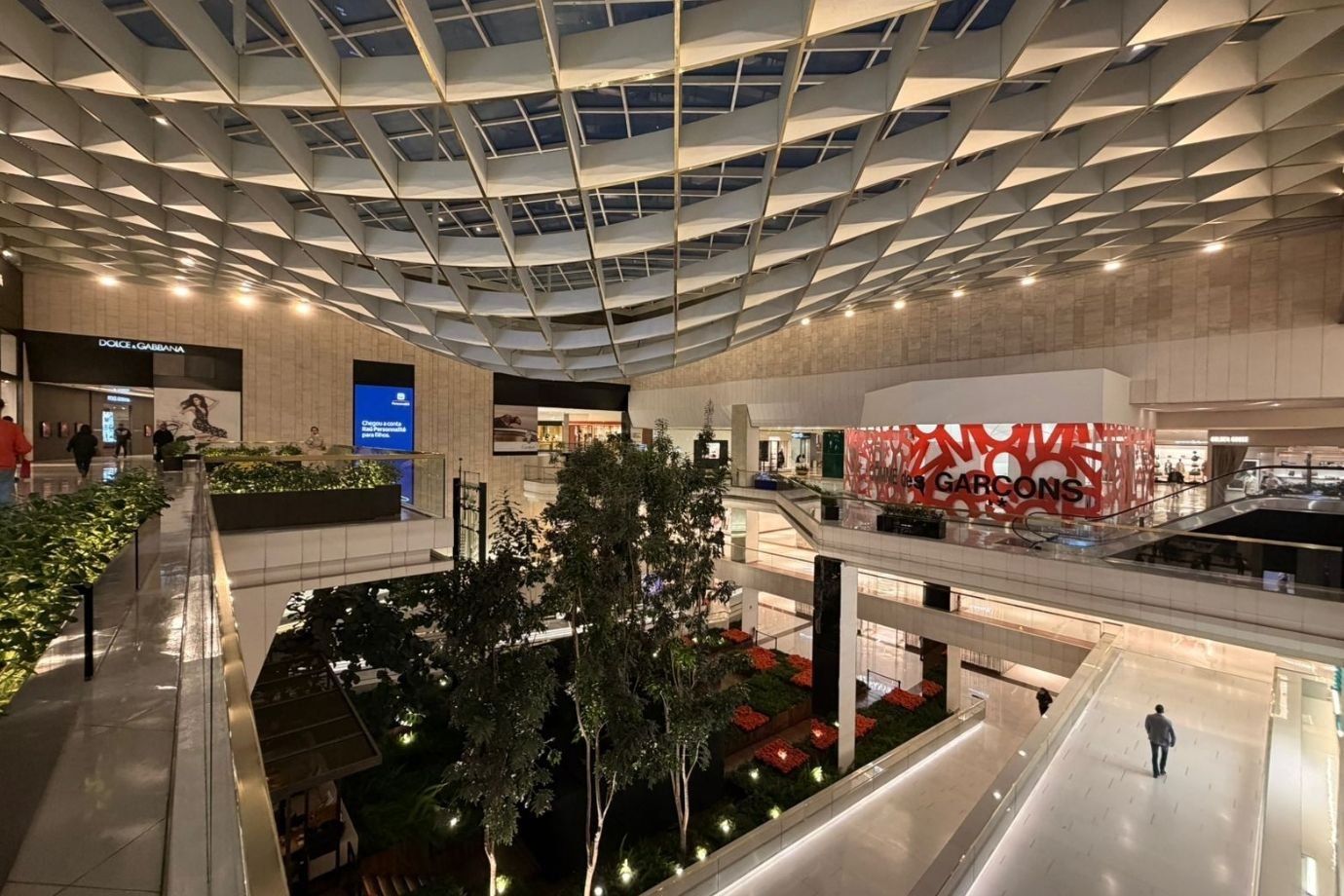Grife francesa, teatro, rooftop e mais: shopping mais antigo do Brasil prepara novidades aos 60 anos
