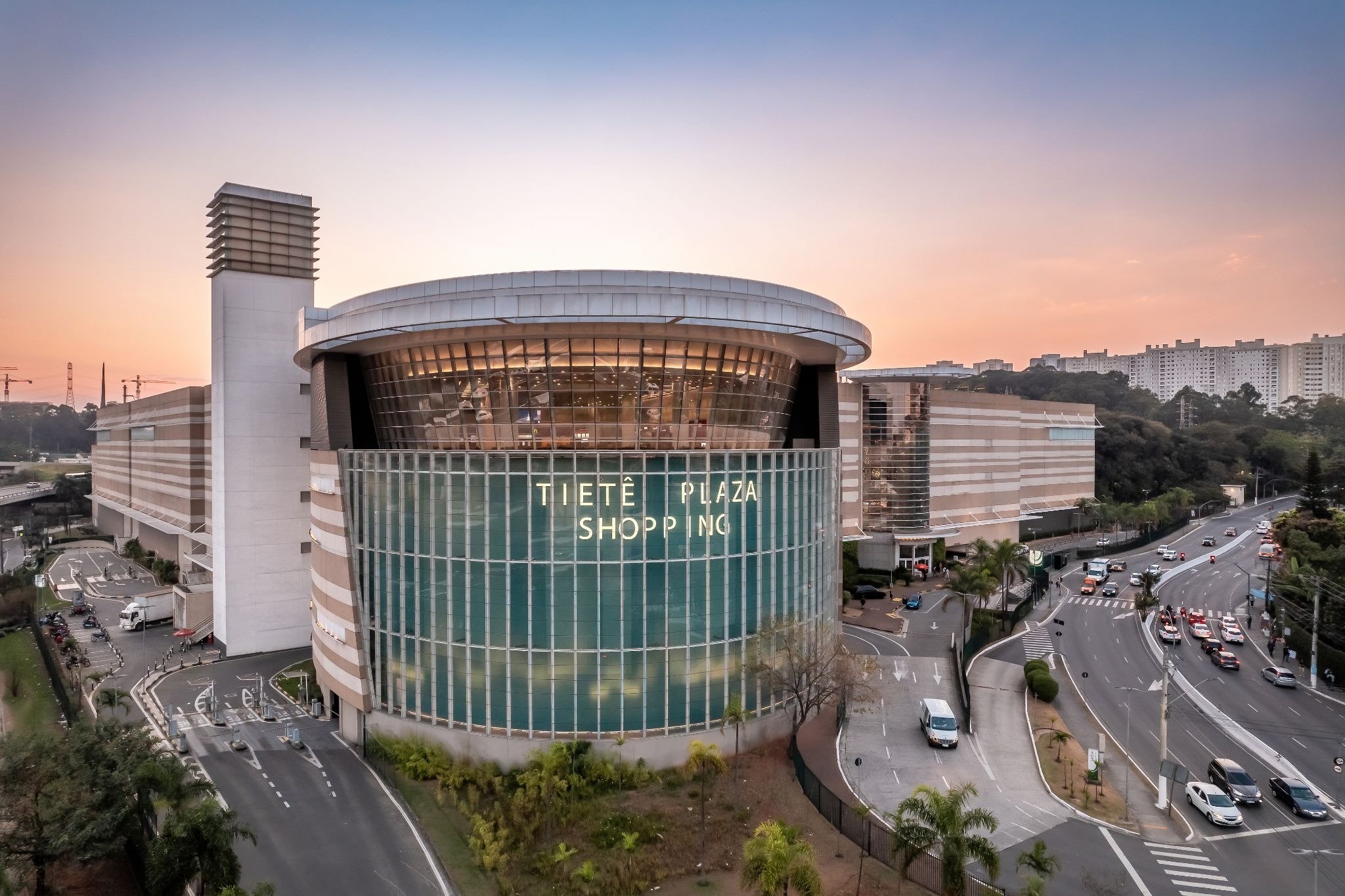 Procura por espaços de convivência faz shoppings crescerem até 7%
