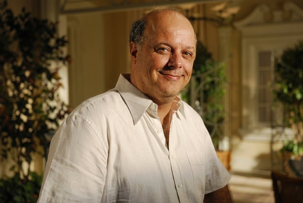 Roney Facchini, ator de ‘Rá-Tim-Bum’, morre aos 73 anos