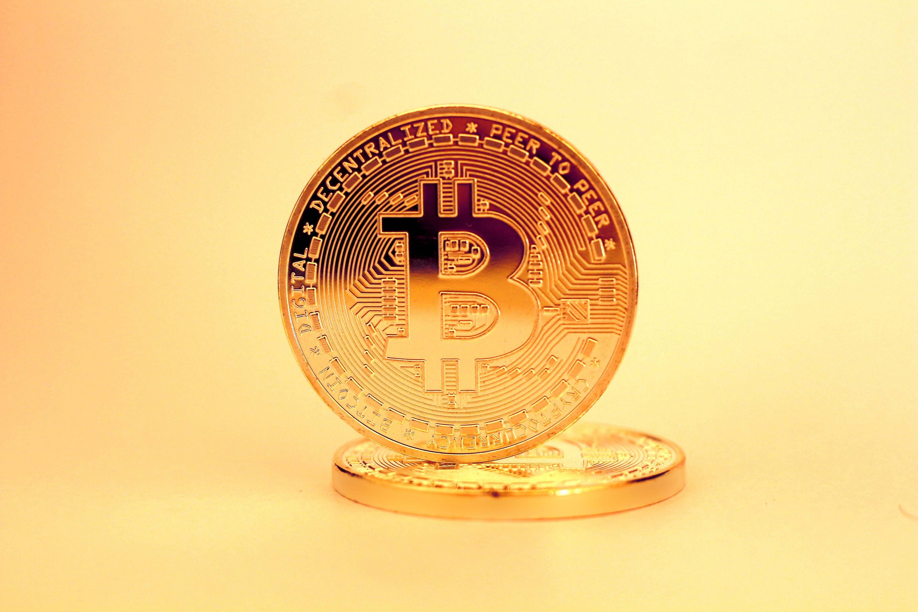 Bitcoin sobe 4,5% e analistas preveem nova tentativa de alcançar os US$ 82 mil