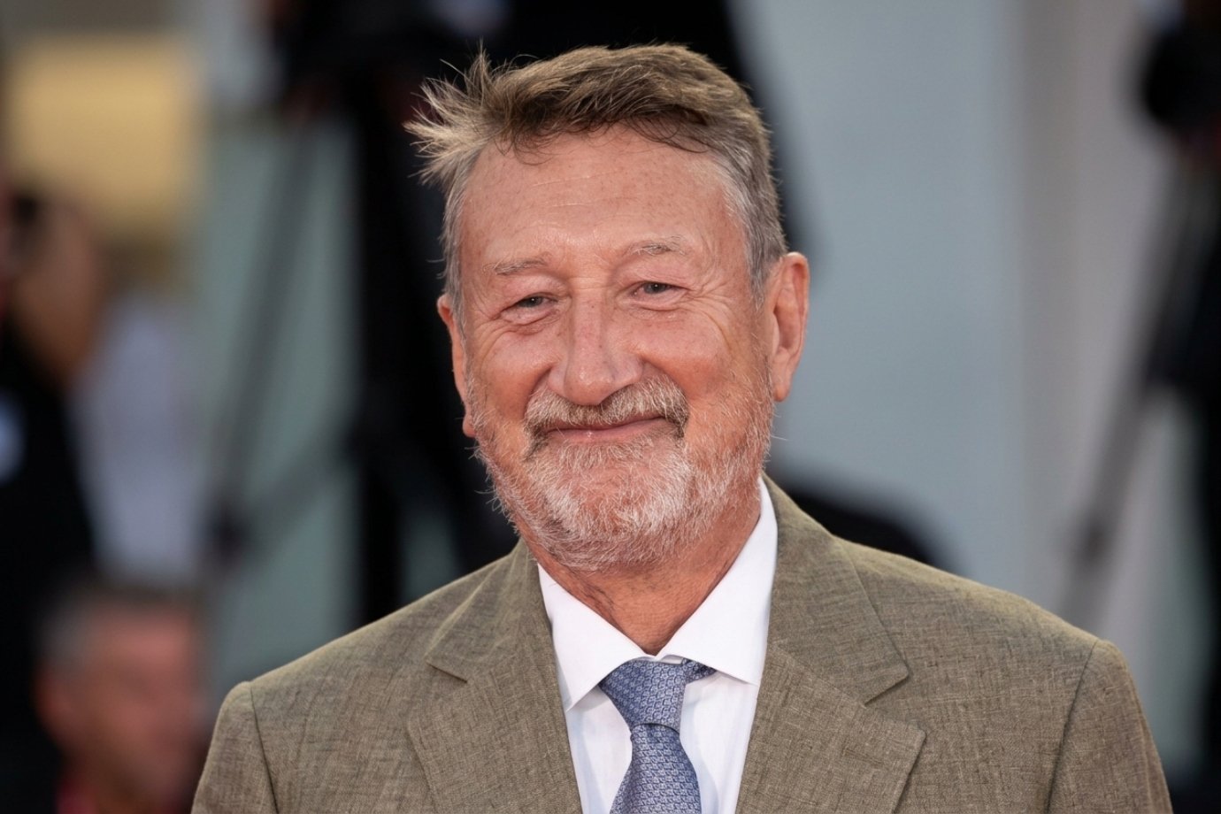James Bond: roteiro do novo filme de 007 está pronto, diz Steven Knight