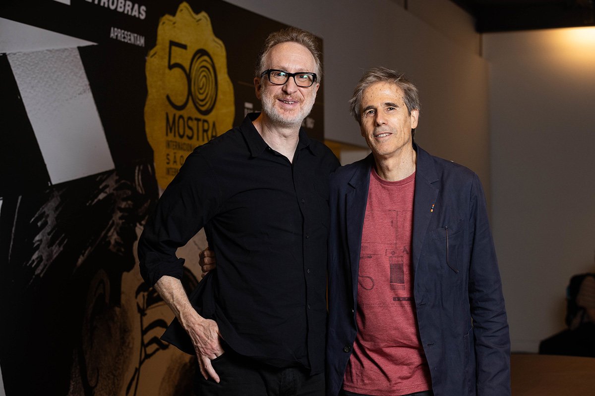 James Gray e Walter Salles debatem IA, risco e a alma do cinema na Mostra de São Paulo