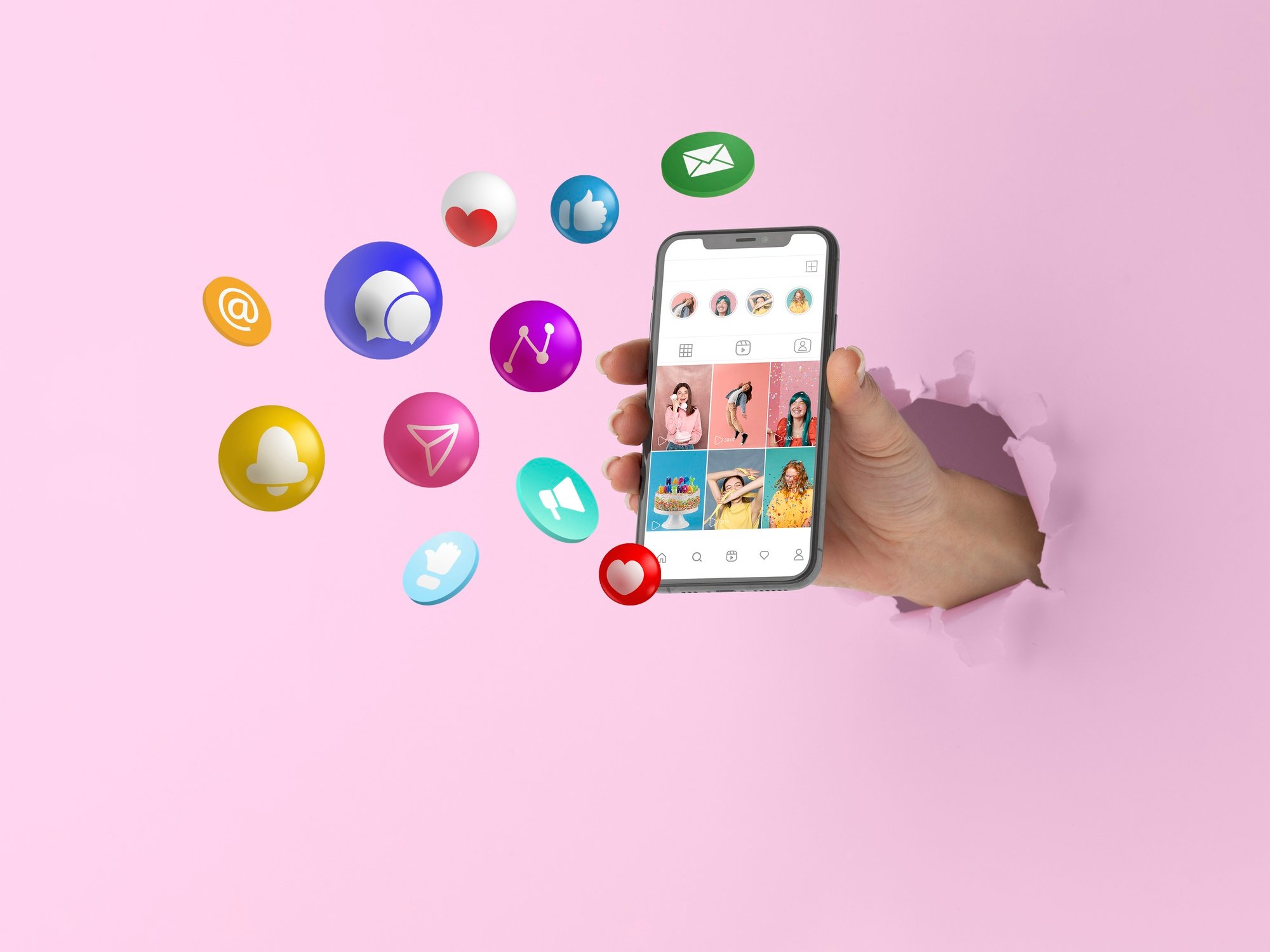 83% dos profissionais de social media já usam IA: veja 3 prompts para posts no Instagram