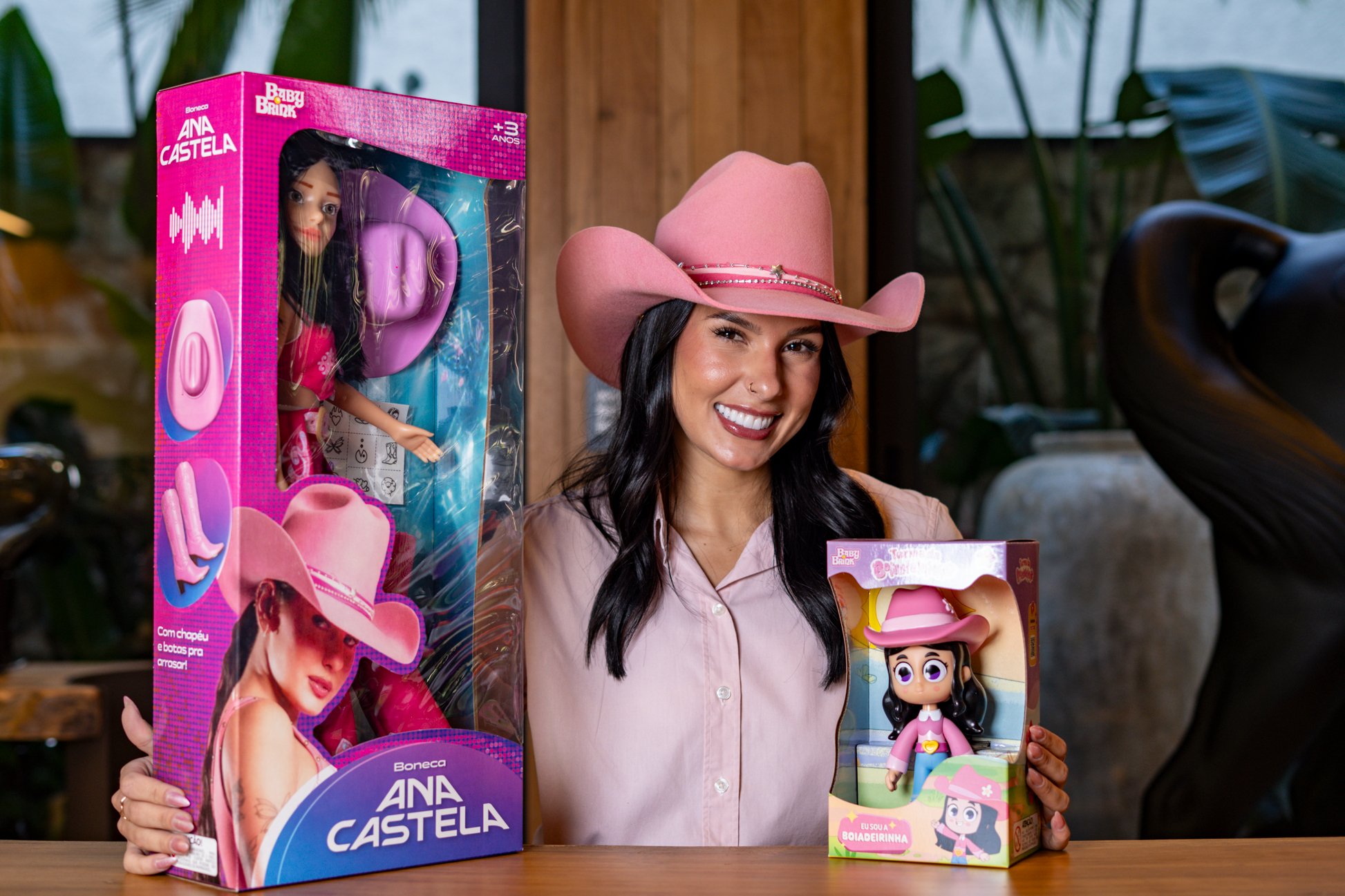 Para o Dia das Crianças, Ana Castela expande linha de brinquedos