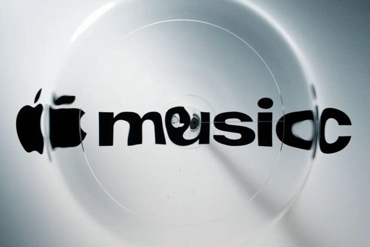 Apple Music transforma vibrações sonoras em nova identidade visual
