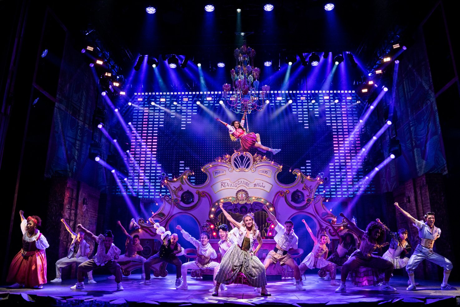 Tem medo de falar em público? Atriz da Broadway revela técnicas para vencer o nervosismo