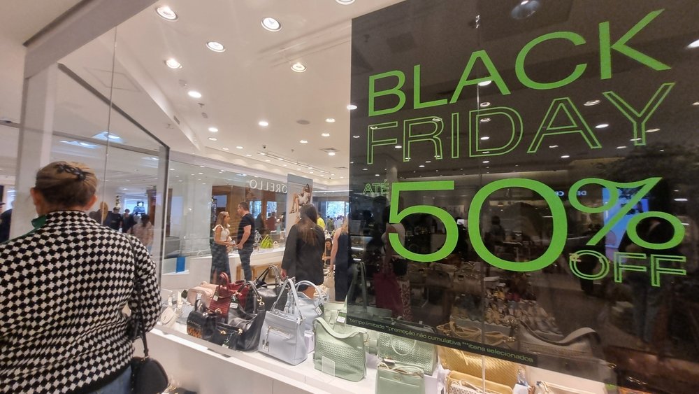 Black Friday: oferecer descontos sem planejamento pode gerar prejuízo