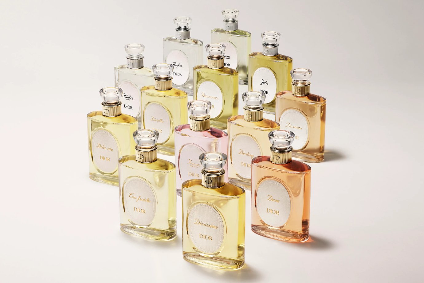 Dior restaura 13 perfumes históricos e lança coleção Dioriginals