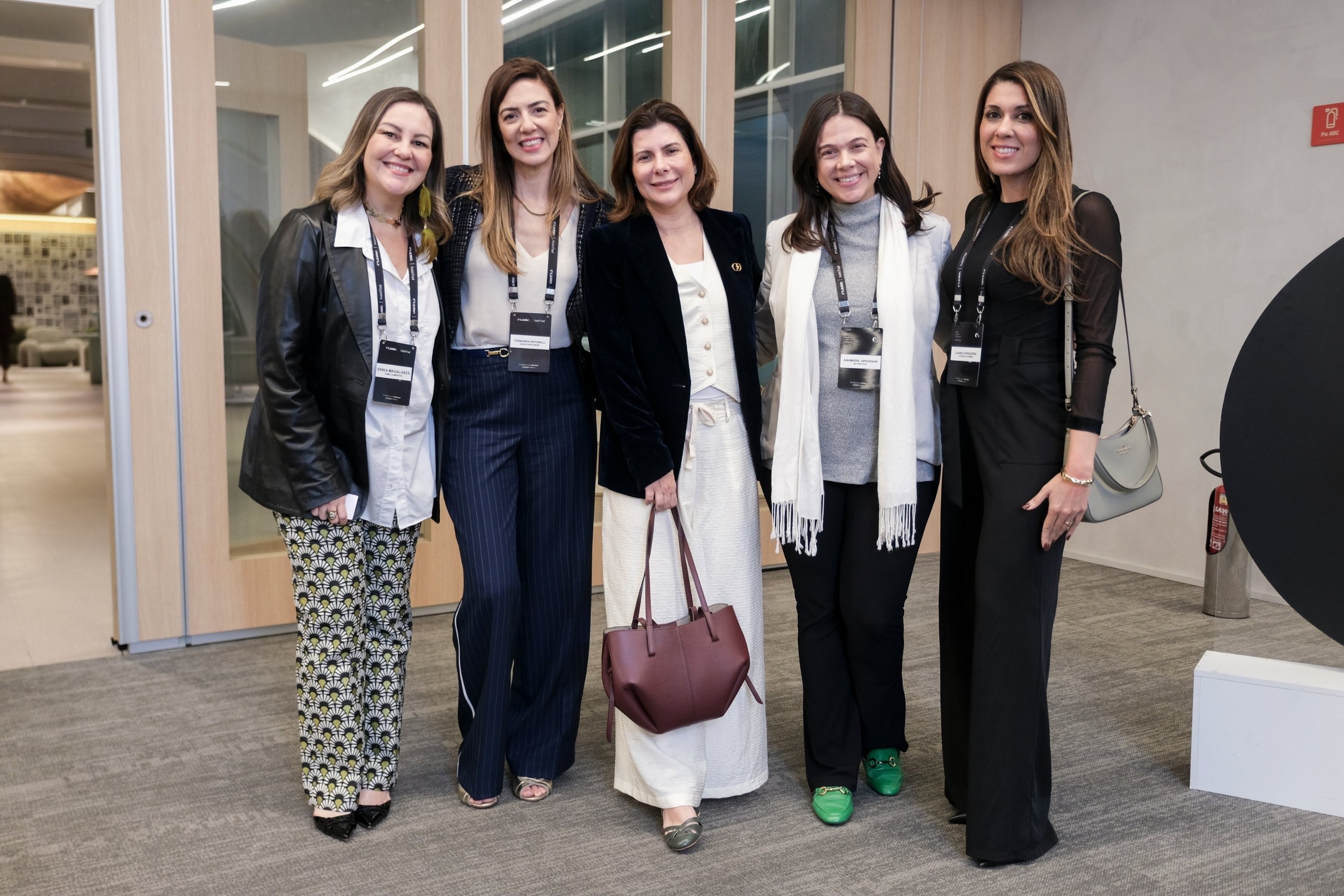 Erika Magalhães - Diretora Executiva de Gente e Gestão da Camil Alimentos, Fernanda Antonelli - Diretora de Pessoas da Horiens (Grupo Novonor), Cristiane Giasante – Diretora de Pessoas e Comunicação da Eztec, Anamaíra Spaggiari - CEO do Na Prática (Instituto BTG) e Luana Cerqueira - Head de Gente e Gestão da Hypera Pharma