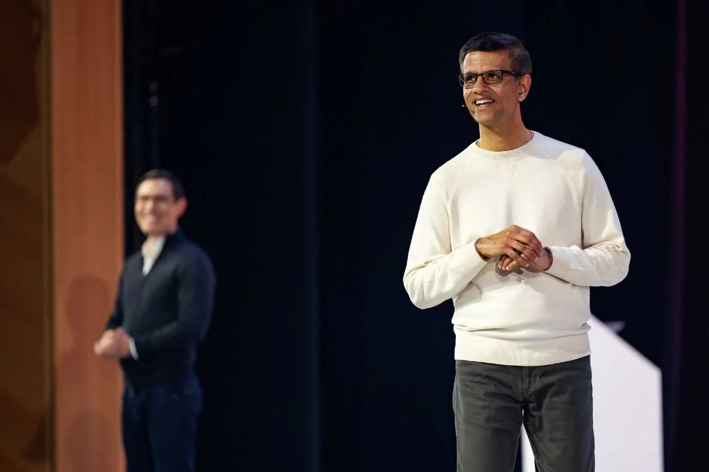 Em disputa com ChatGPT, Google abre nova frente de publicidade com anúncios em IA no Brasil