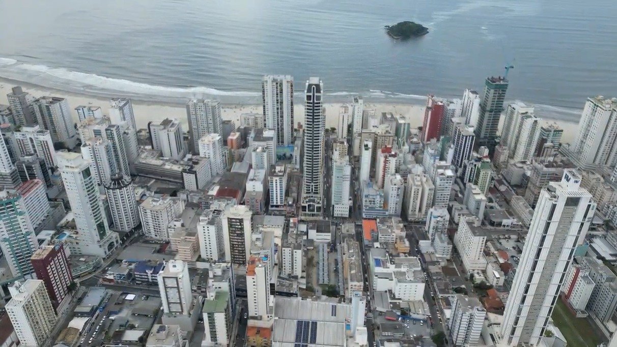 Ex-agência do Bradesco dará lugar a torre de 100 andares que vai 'desafiar o vento'