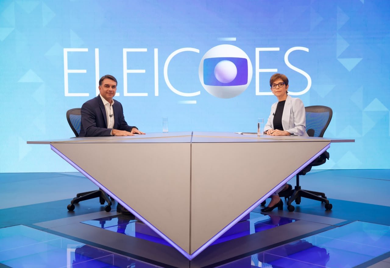 Análise: Flávio Bolsonaro ataca Lula e traz projeto vago sobre ajuste fiscal que promete fazer