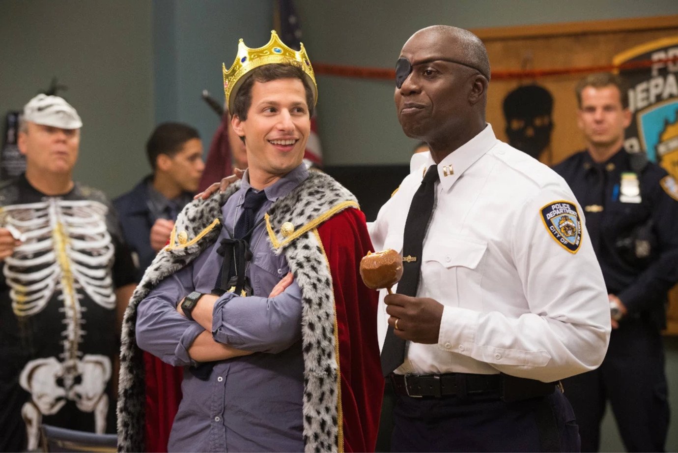 10 episódios de Halloween para assistir neste sábado, 31 — De 'Brooklyn Nine-Nine' a 'Friends'