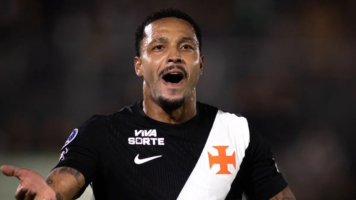 Fique por dentro: Atacante do Vasco entrega passaporte após possível ligação com o Comando Vermelho