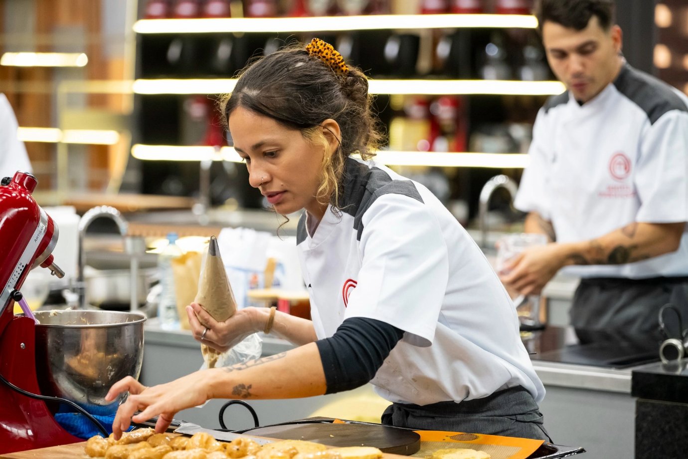 'MasterChef Profissionais 2026': quem é Gabi Carregosa e qual é seu objetivo no reality?
