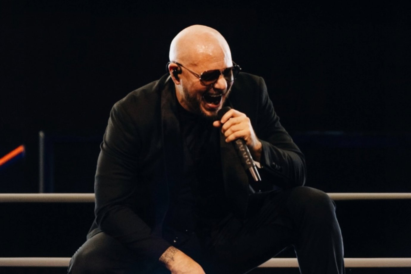 De Pitbull a Troye Sivan: os principais lançamentos músicais internacionais desta sexta-feira