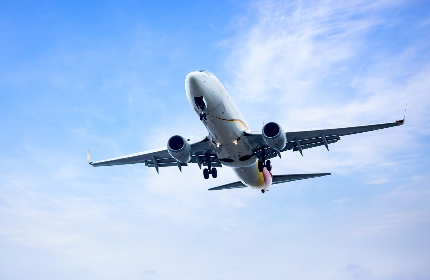 Entenda: Por que aviões dão voltas antes de pousar? ONU prepara plano para reduzir esperas no ar