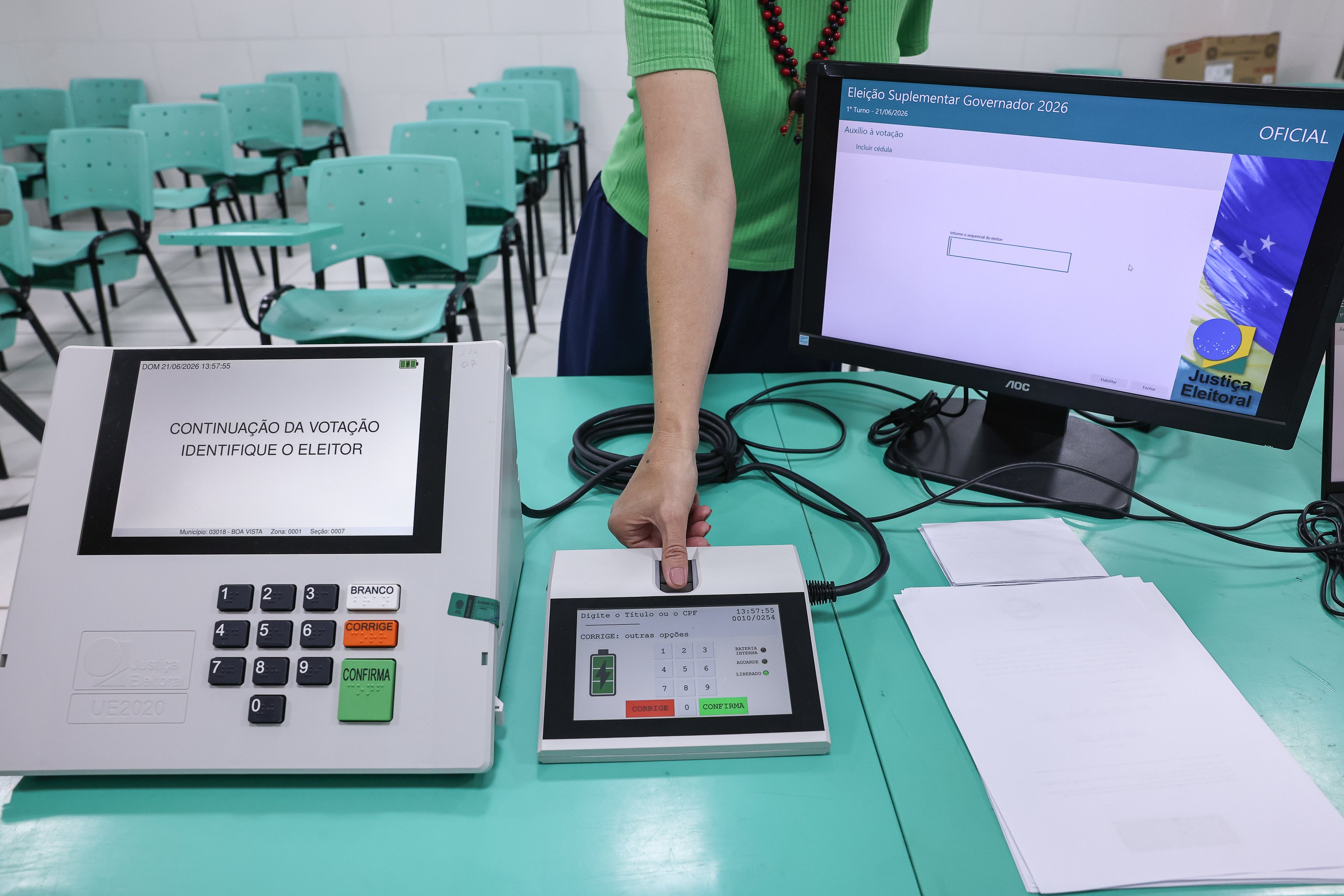 Candidato pode votar nele mesmo? Confira o que diz a lei