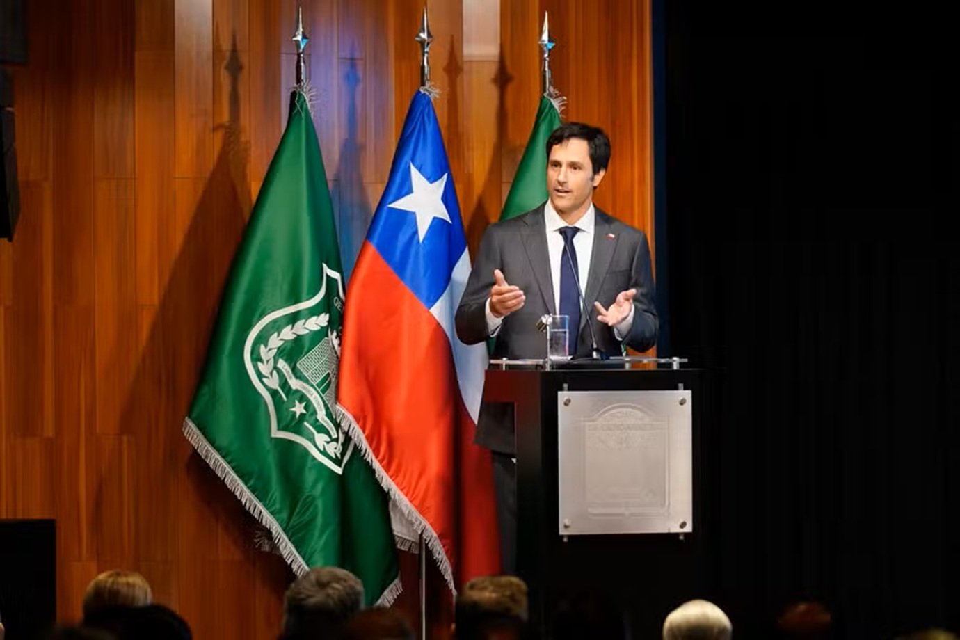 Vice-ministro da Justiça do Chile renuncia após redução de penas de abusadores de menores